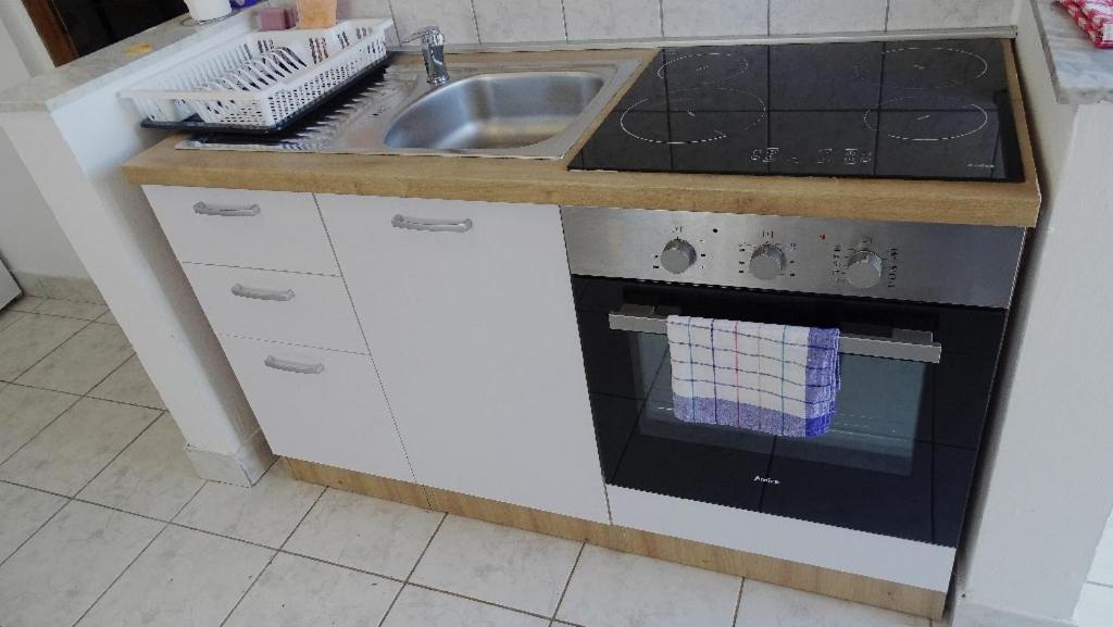 Studio Apartman I Mali Apartman Вир Экстерьер фото